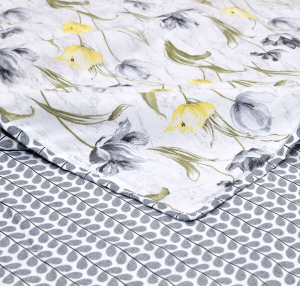 Tulip Print Double Bed Dohar/AC Blanket (Reversible, 100% Cotton) - Grey