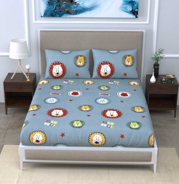 Gray Lion Theme Double Bed Kids Bedsheet with Pillow Covers