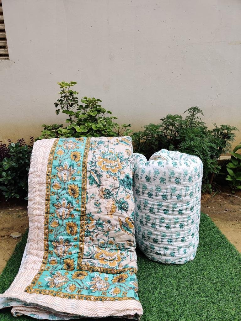Beautiful Multi Color Bed Cotton Handmade Quilt at Rs 1800, हस्तनिर्मित  रजाई in Jaipur