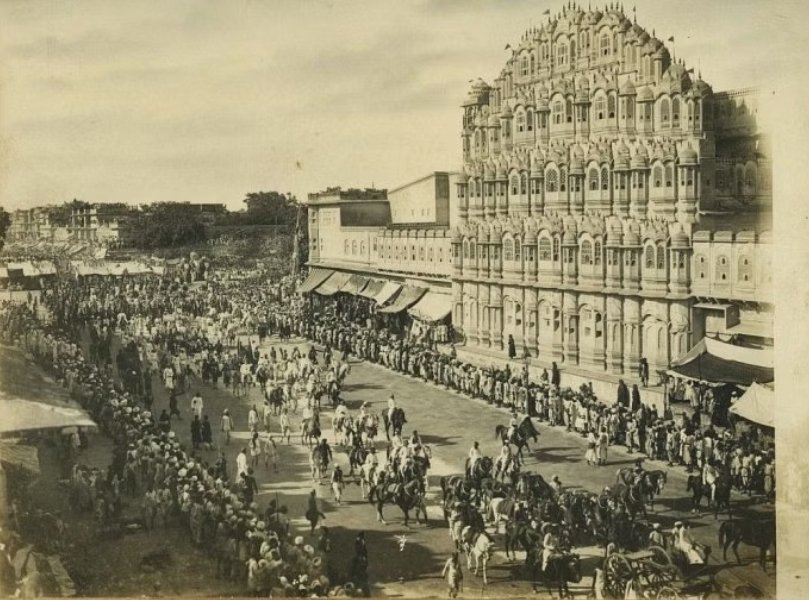 Jaipur Through the Ages: Tracing the City's History from Its Early Days to the Present