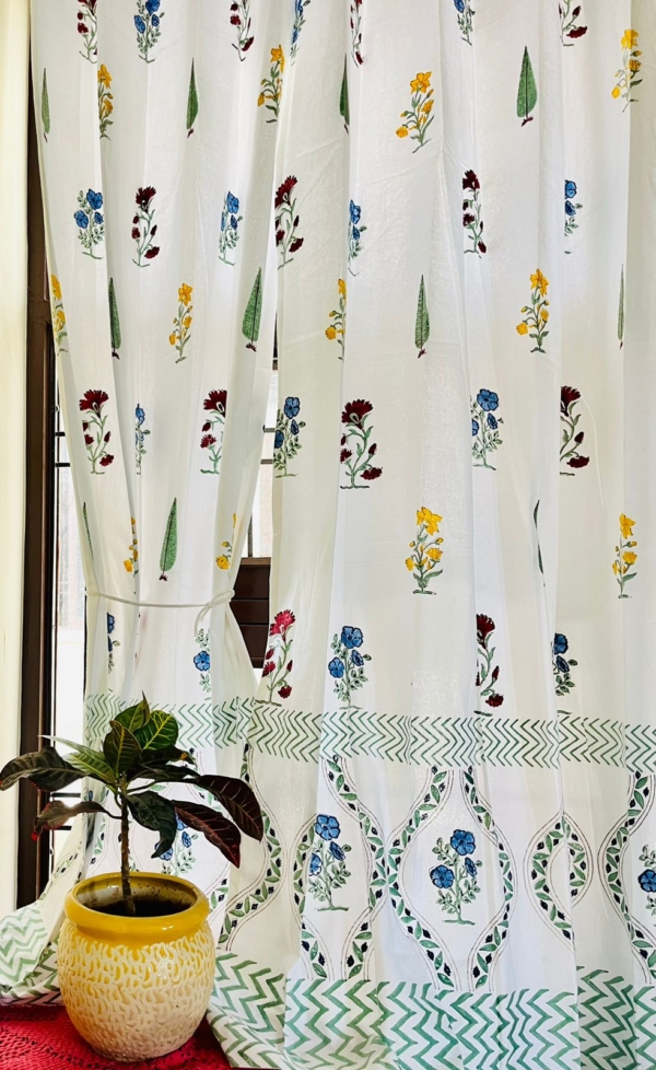 Floral print handblock curtian 4x7 feet