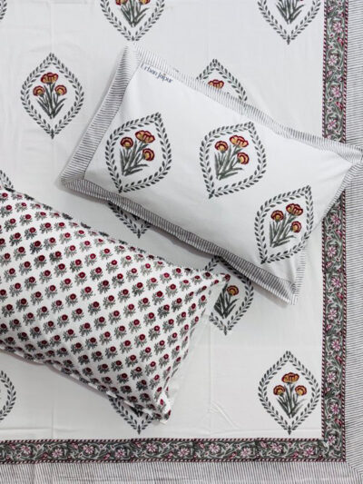 Karigari - Block Printed King Size Cotton Bedsheet Set with 2 pillow covers