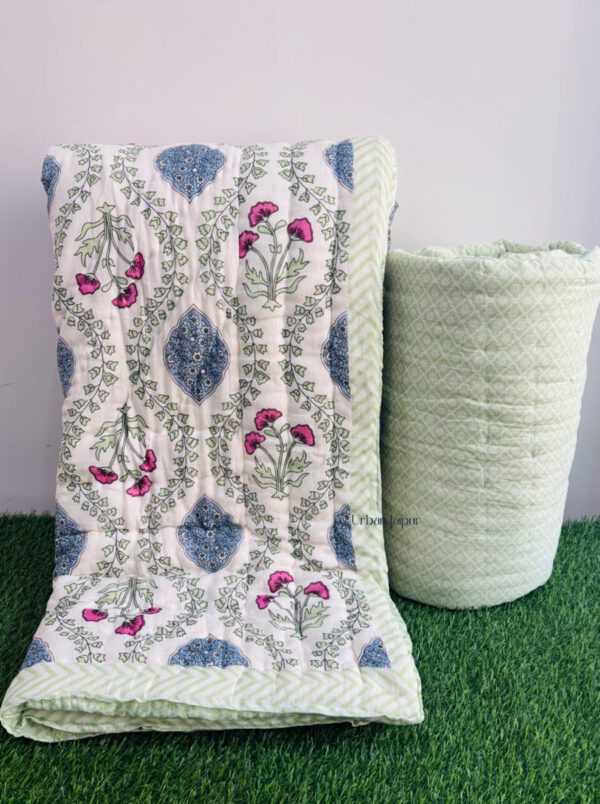 Jaal Print Jaipuri Razai for Single Bed | Reversible