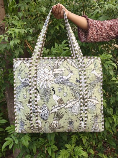 Quilted Cotton Tote Bag – Mint Green Bird Print, Zip Closure