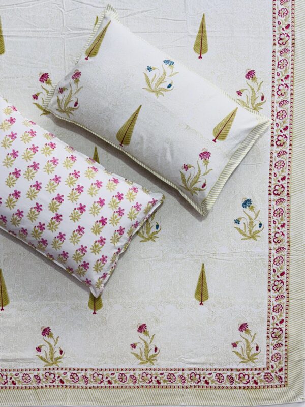 Karigari - Hand Block Printed Pure Cotton Bedsheet, Cream Base Mughal Floral, King Size with 2 pillow covers