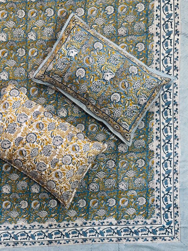 Blue Floral Handblock Print King Size Cotton Bedsheet – Timeless Rajasthani Charm
