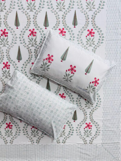 Karigari - Block Printed King Size Cotton Bedsheet Set with 2 pillow covers