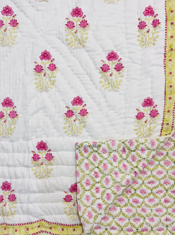 Pure Cotton Filled Heavy Winter Jaipuri Razai – Single Bed