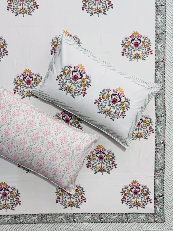 Karigiri Hand Block Printed Super King Bedsheet Set