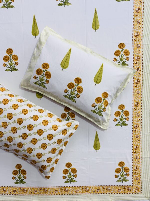 Karigiri Hand Block Printed Super King Bedsheet